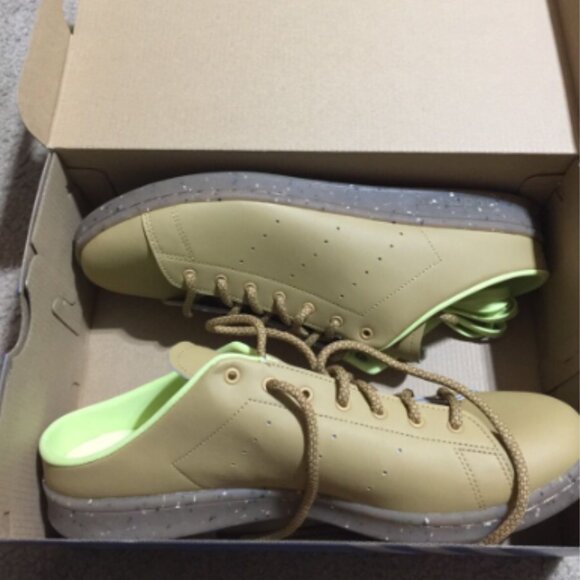 Brand New UNISEX Adidas Stan Smith Plant and Grow Mules - Picture 15 of 15